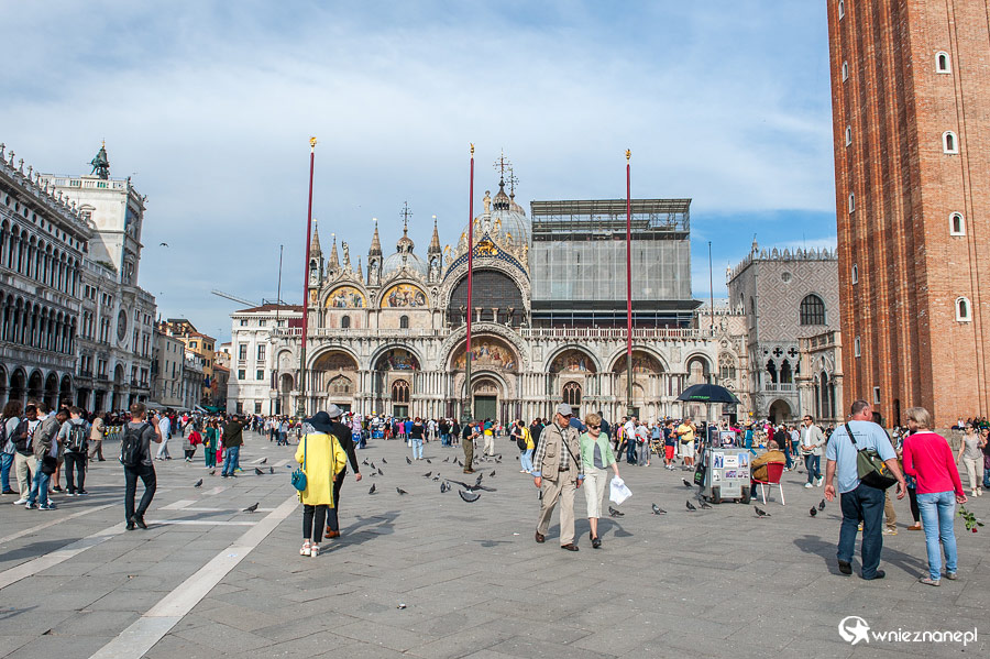 Wenecja. Frontowa elewacja Bazyliki św. Marka. - foto: wnieznane.pl