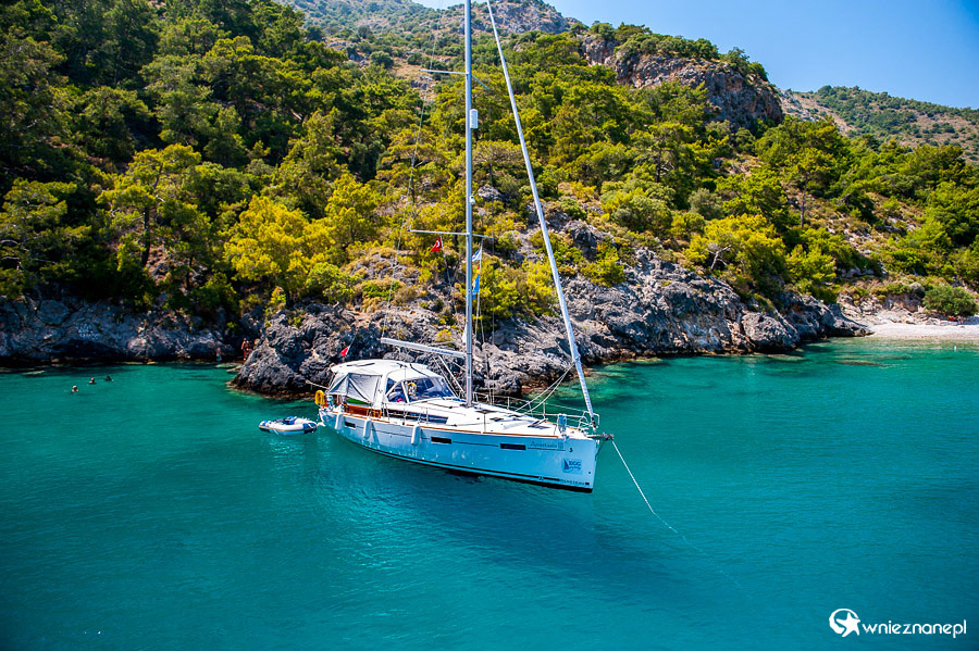 Rejs statkiem w okolicy Oludeniz. - foto: wnieznane.pl