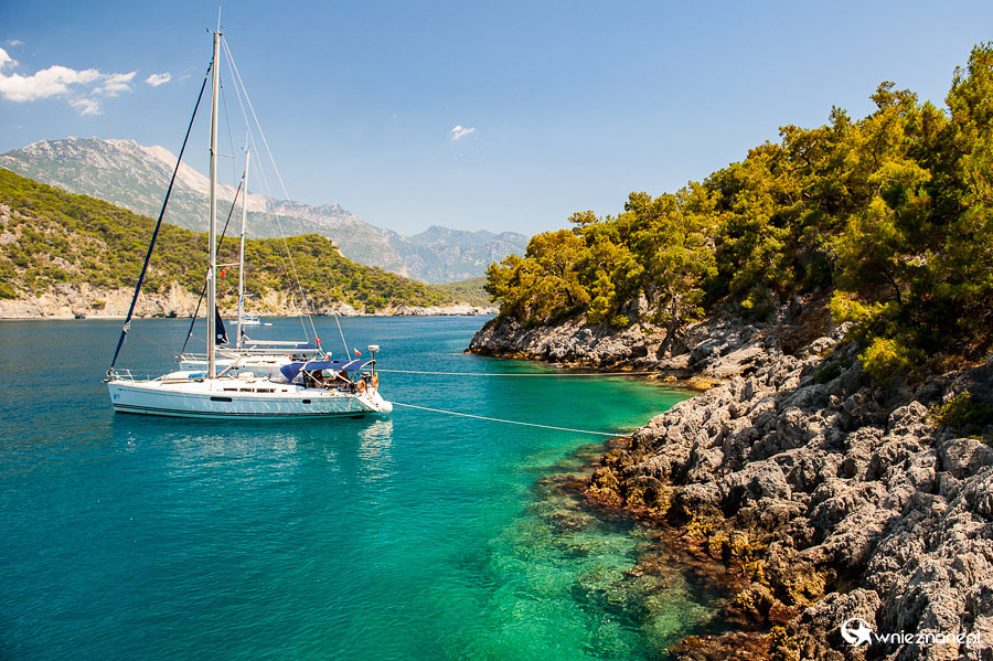 Rejs statkiem w okolicy Oludeniz. - foto: wnieznane.pl