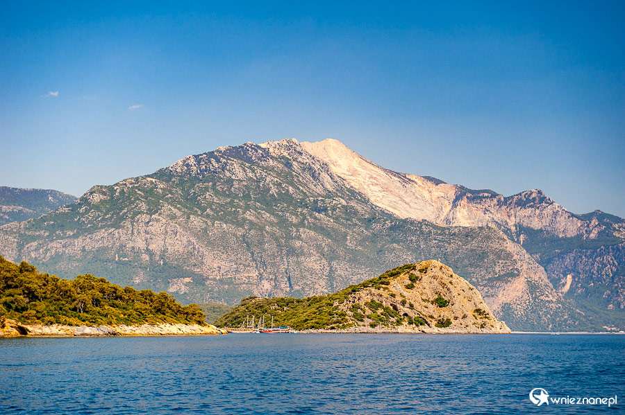 Rejs statkiem w okolicy Oludeniz. - foto: wnieznane.pl