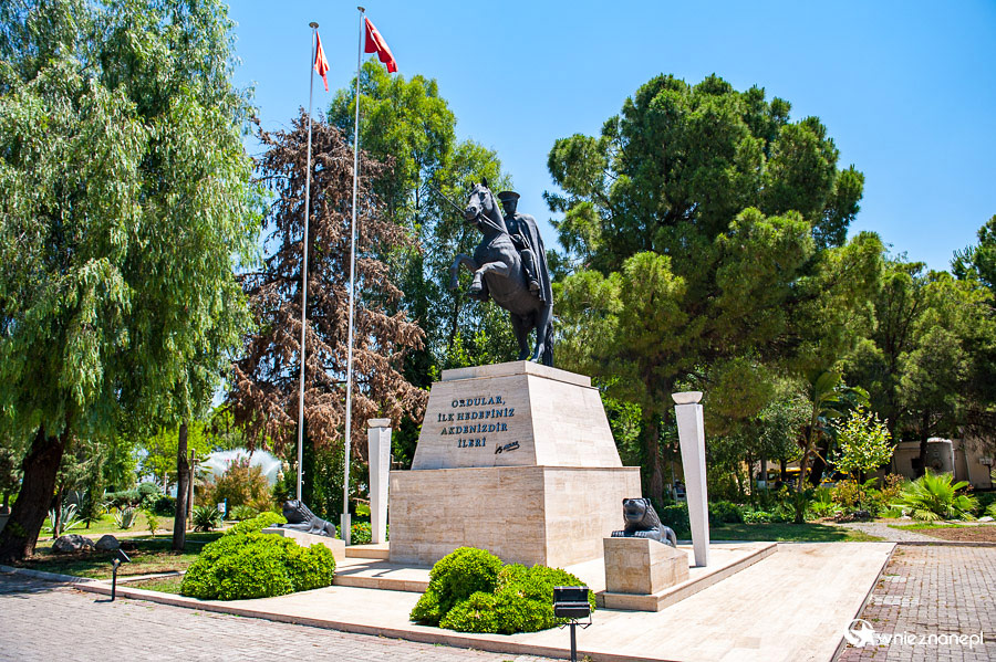 W centrum Fethiye. - foto: wnieznane.pl