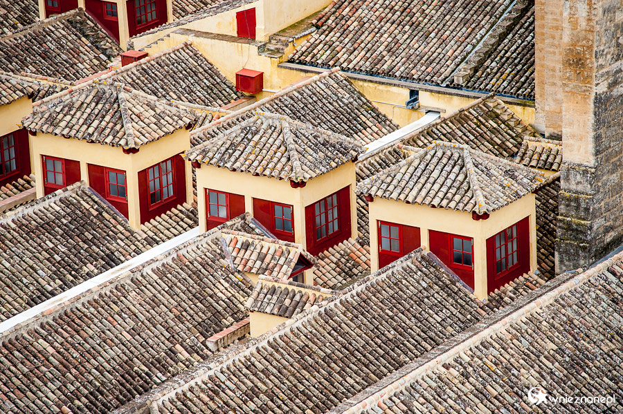Kordoba. Widok na miasto z wieży katedralnej. - foto: wnieznane.pl
