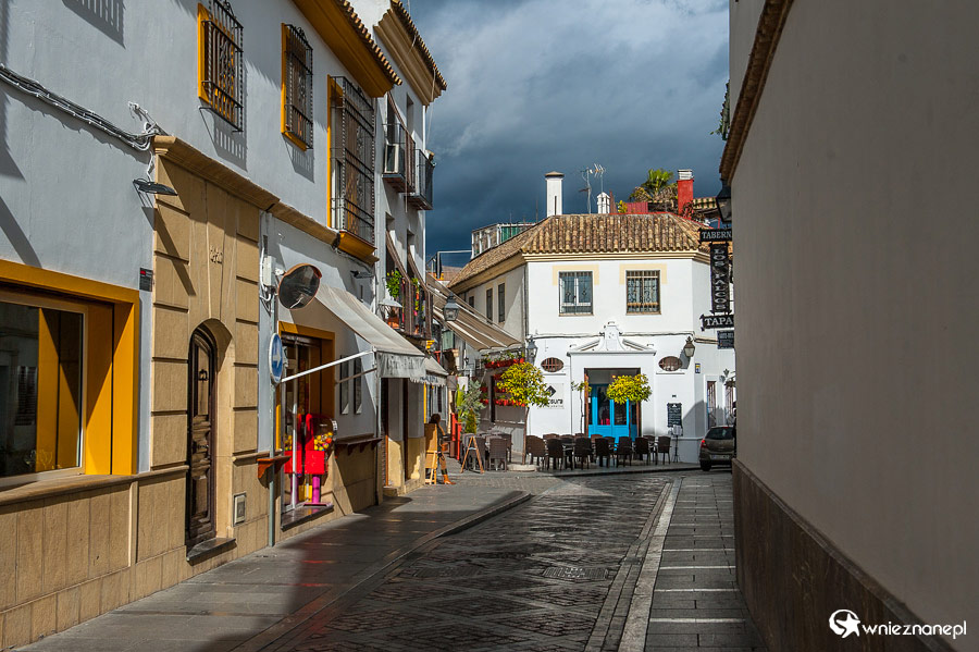Kordoba. Ulewa nadciąga nad miasto. - foto: wnieznane.pl