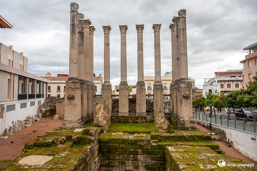 Kordoba. Pozostałości Templo Romano. - foto: wnieznane.pl