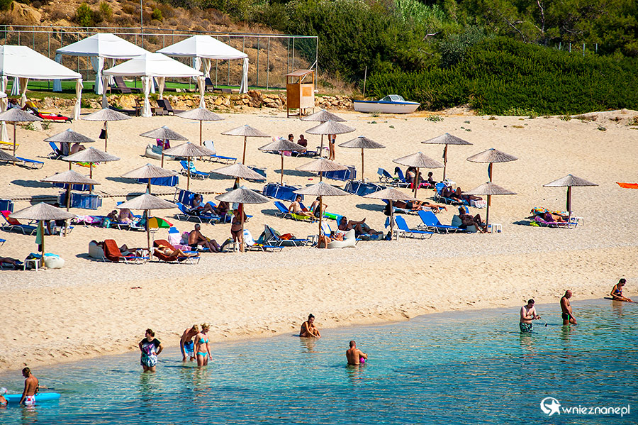 Thassos. Szeroka i długa plaża Trypiti. - foto: wnieznane.pl Thassos. Szeroka i długa plaża Trypiti. - foto: wnieznane.pl