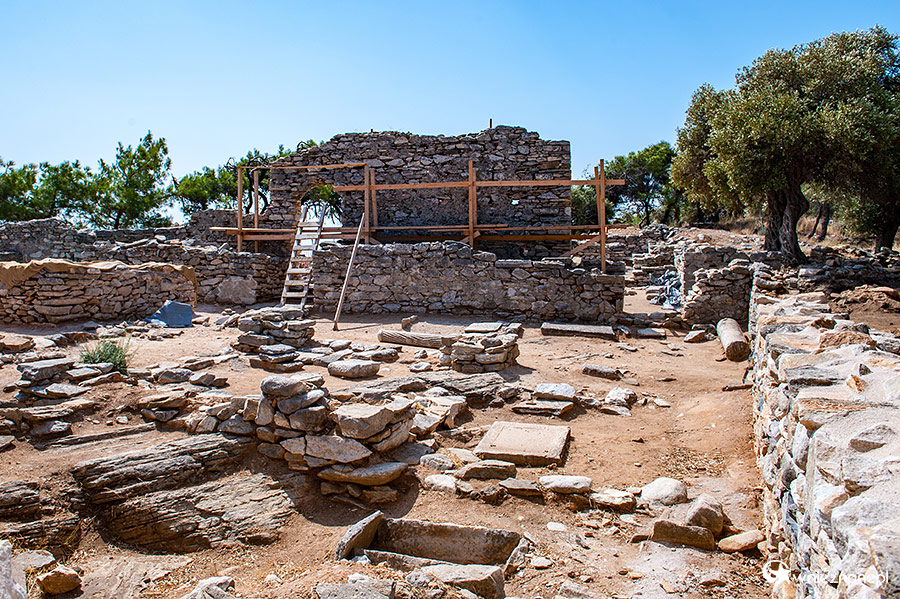 Thassos. Starożytne ruiny w Aliki. - foto: wnieznane.pl