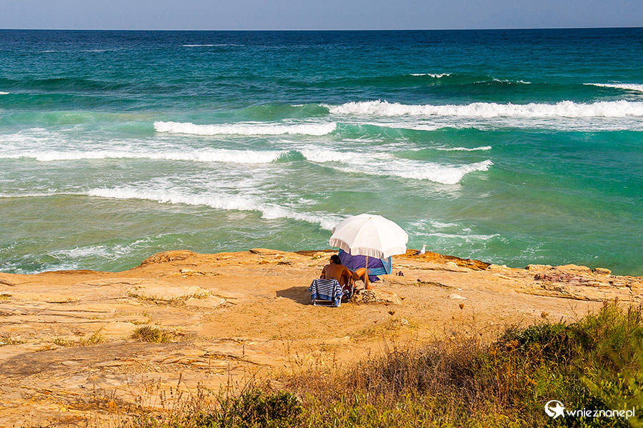 Thassos. Wzburzone morze przy Paradise Beach. - foto: wnieznane.pl Thassos. Wzburzone morze przy Paradise Beach. - foto: wnieznane.pl