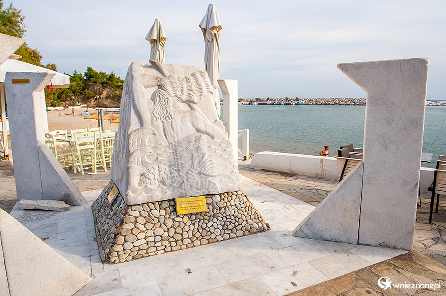 Thassos. Wieś Limenaria. - foto: wnieznane.pl