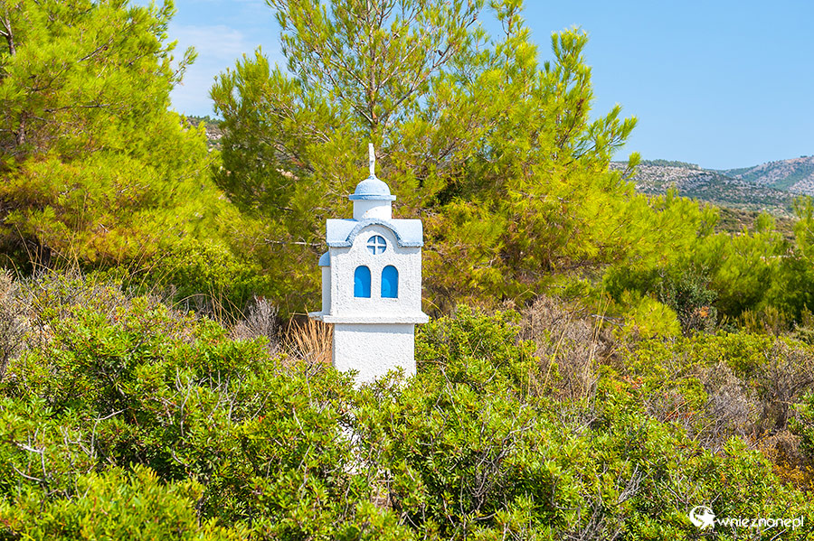Thassos. Kapliczka niedaleko wsi Limenaria. - foto: wnieznane.pl