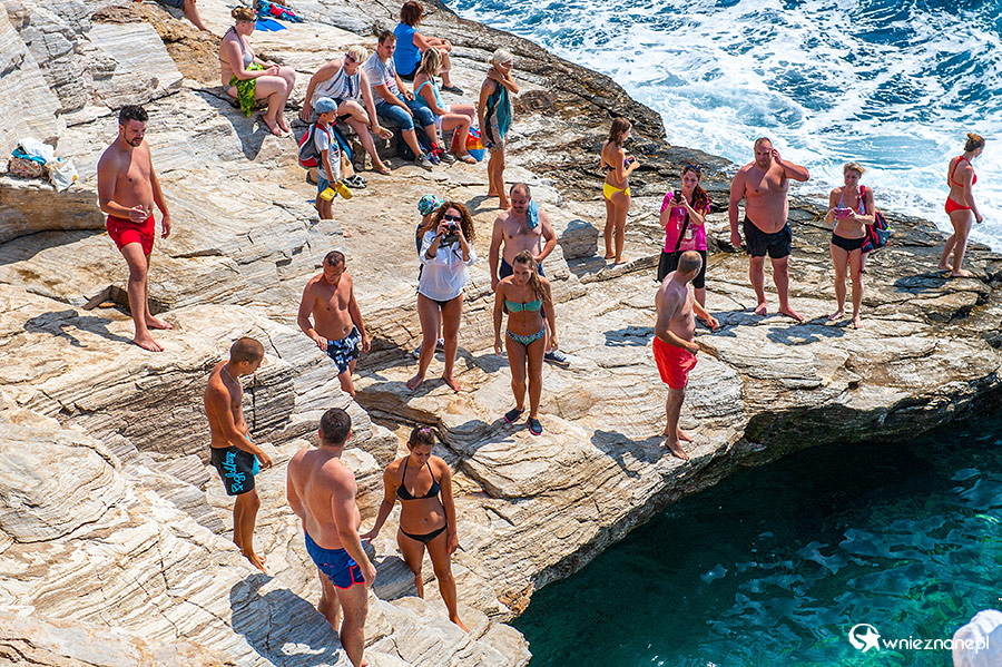 Thassos. Giola - naturalny morski basen. - foto: wnieznane.pl Thassos. Giola - naturalny morski basen. - foto: wnieznane.pl