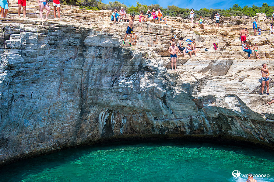 Thassos. Giola - naturalny morski basen. - foto: wnieznane.pl