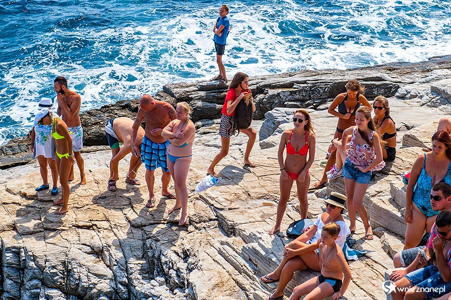 Thassos. Giola - naturalny morski basen. - foto: wnieznane.pl Thassos. Giola - naturalny morski basen. - foto: wnieznane.pl