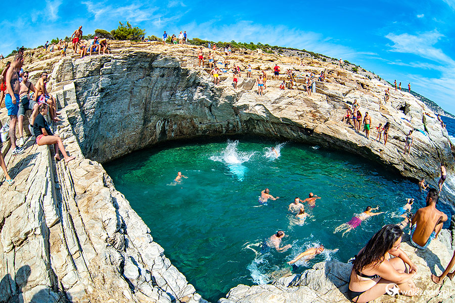 Thassos. Giola - naturalny morski basen. - foto: wnieznane.pl