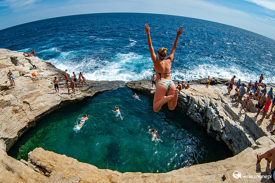 Thassos. Giola - naturalny morski basen. - foto: wnieznane.pl