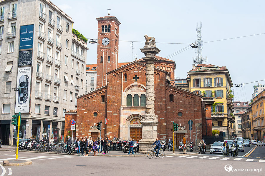 Mediolan. Kościół San Babila. - foto: wnieznane.pl