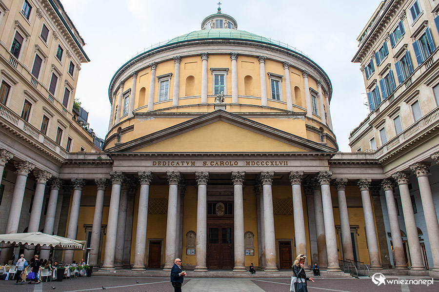 Mediolan. Kościół San Carlo al Corso. - foto: wnieznane.pl