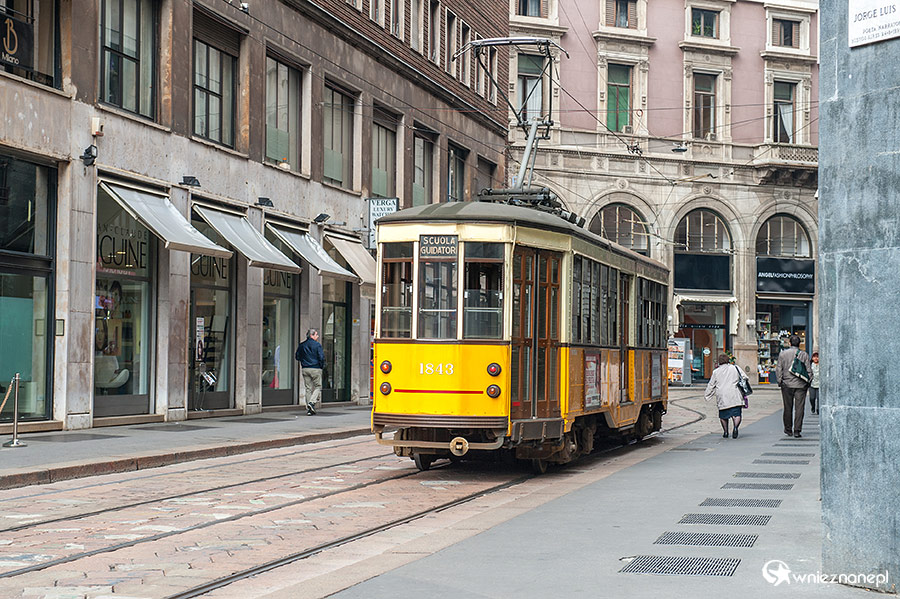 Mediolan. Nauka jazdy tramwajem. - foto: wnieznane.pl