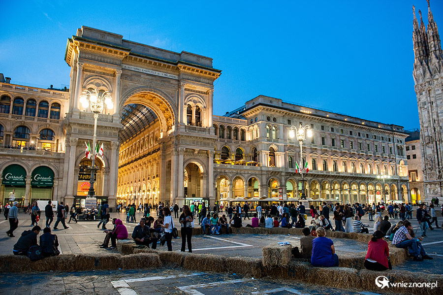 Mediolan. Wejście do Gallerii Vittorio Emanuele II. - foto: wnieznane.pl