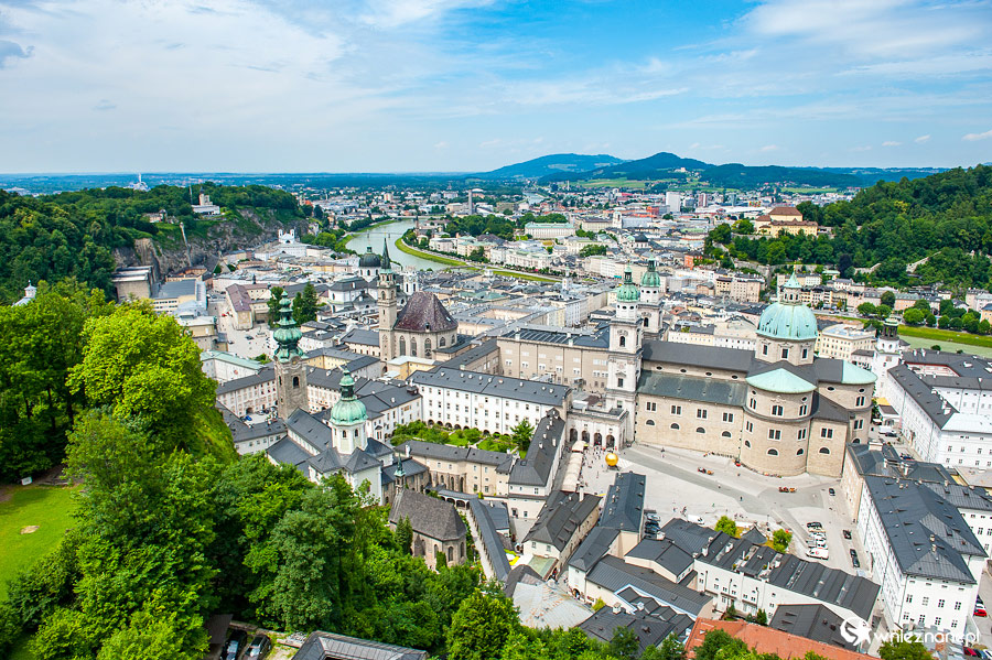 Salzburg. Widok na miasto z twierdzy Hohensalzburg. - foto: wnieznane.pl