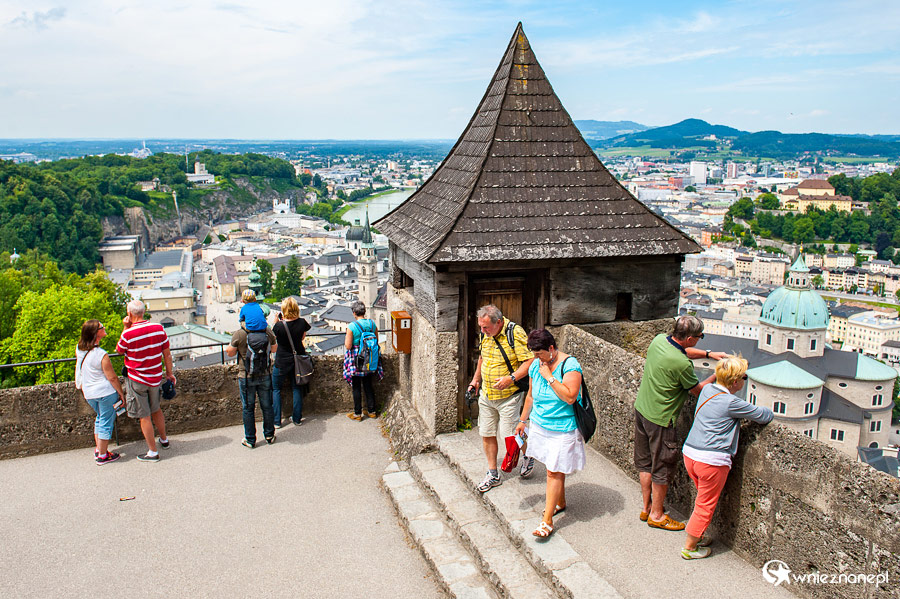 Salzburg. Widok na miasto z twierdzy Hohensalzburg. - foto: wnieznane.pl