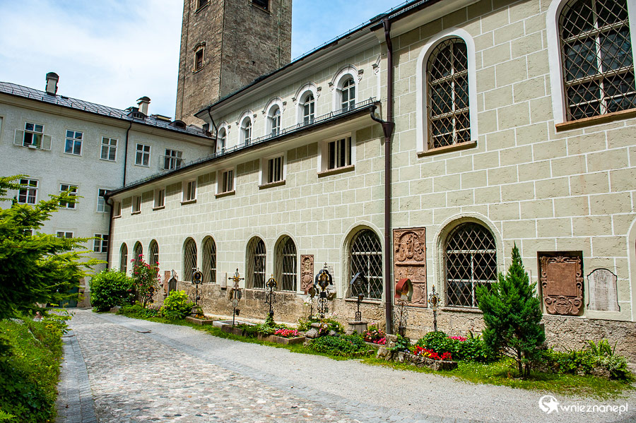 Salzburg. Na terenie Opactwa św. Piotra. - foto: wnieznane.pl