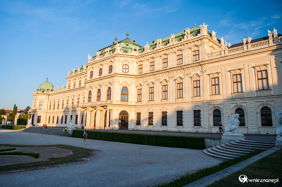 Wiedeń. Ogrody przy pałacu Belweder. - foto: wnieznane.pl Wiedeń. Ogrody przy pałacu Belweder. - foto: wnieznane.pl