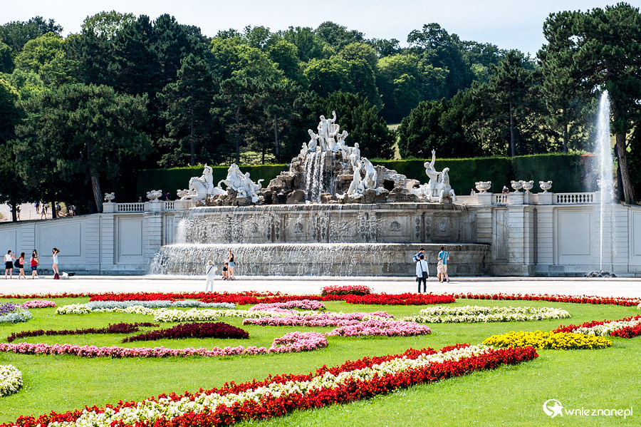 Wiedeń. Ogrody pałacowe Schonbrunn. - foto: wnieznane.pl Wiedeń. Ogrody pałacowe Schonbrunn. - foto: wnieznane.pl