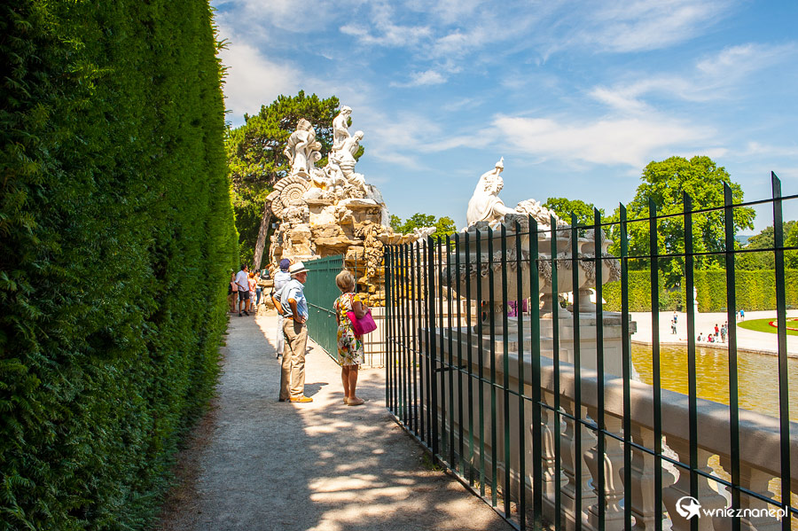 Wiedeń. Ogrody pałacowe Schonbrunn. - foto: wnieznane.pl Wiedeń. Ogrody pałacowe Schonbrunn. - foto: wnieznane.pl