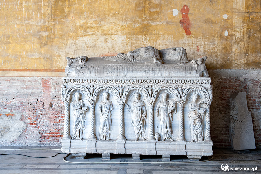 Piza. Na terenie cmentarza Camposanto. - foto: wnieznane.pl