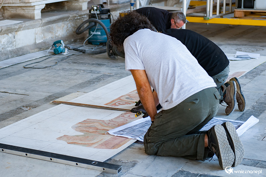 Piza. Na terenie cmentarza Camposanto. - foto: wnieznane.pl Piza. Na terenie cmentarza Camposanto. - foto: wnieznane.pl