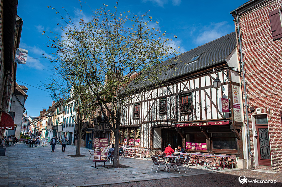 Beauvais. - foto: wnieznane.pl