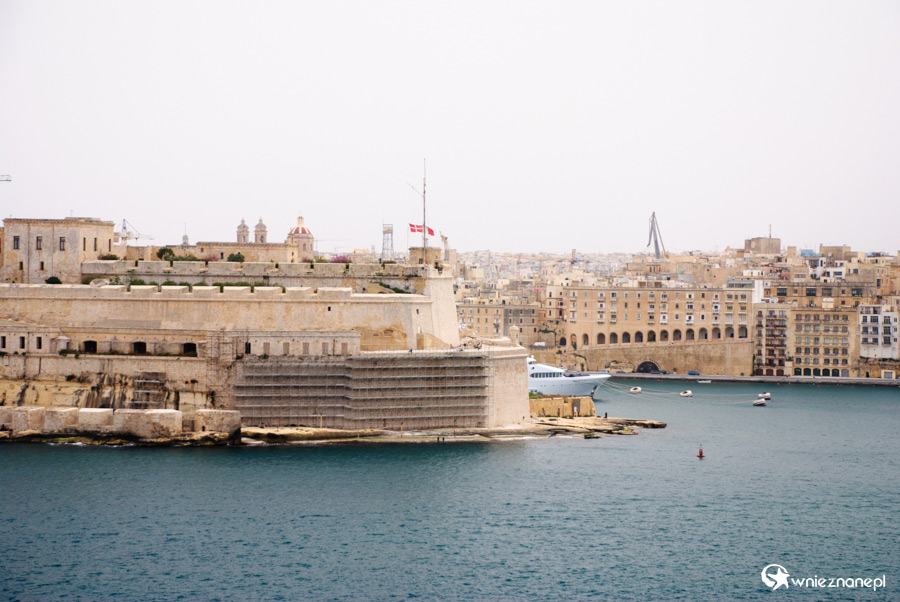 Malta. Valletta. Widok na Birgu. - foto: wnieznane.pl
