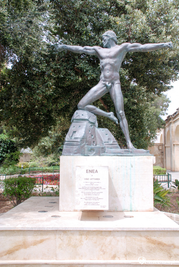 Malta. Valletta. - foto: wnieznane.pl