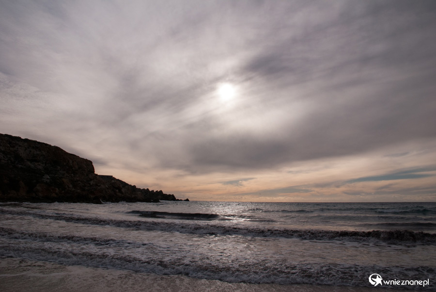 Malta. Golden Bay. - foto: wnieznane.pl