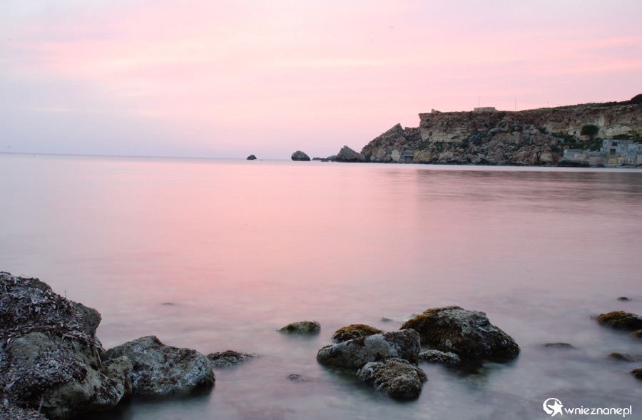 Malta. Golden Bay. - foto: wnieznane.pl
