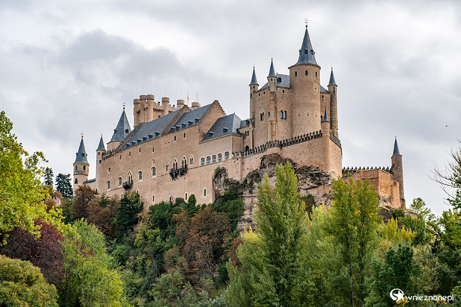 Segowia. Bajkowy Alcazar. - foto: wnieznane.pl