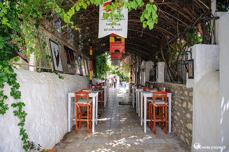 Bodrum. Restauracja w starej części miasta. - foto: wnieznane.pl