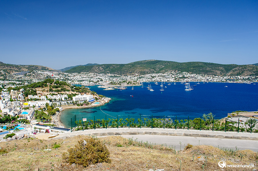 Bodrum. Widok na miasto i zatokę. - foto: wnieznane.pl