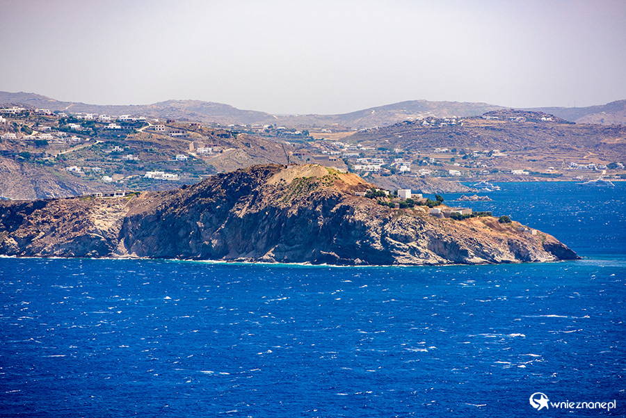 Mykonos. Widok z wyspy Delos na Mykonos. - foto: wnieznane.pl Mykonos. Widok z wyspy Delos na Mykonos. - foto: wnieznane.pl