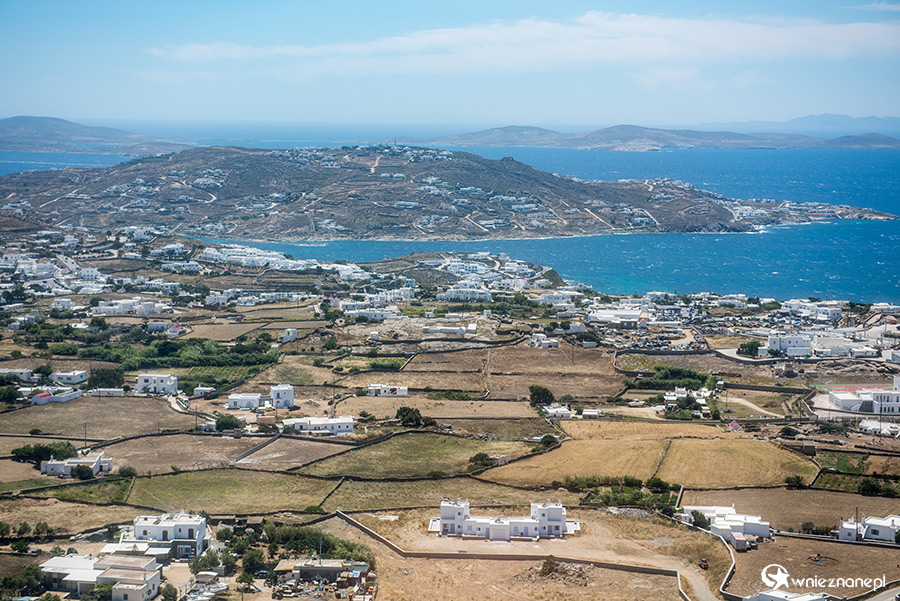 Mykonos. Panorama wyspy z lotu ptaka. - foto: wnieznane.pl