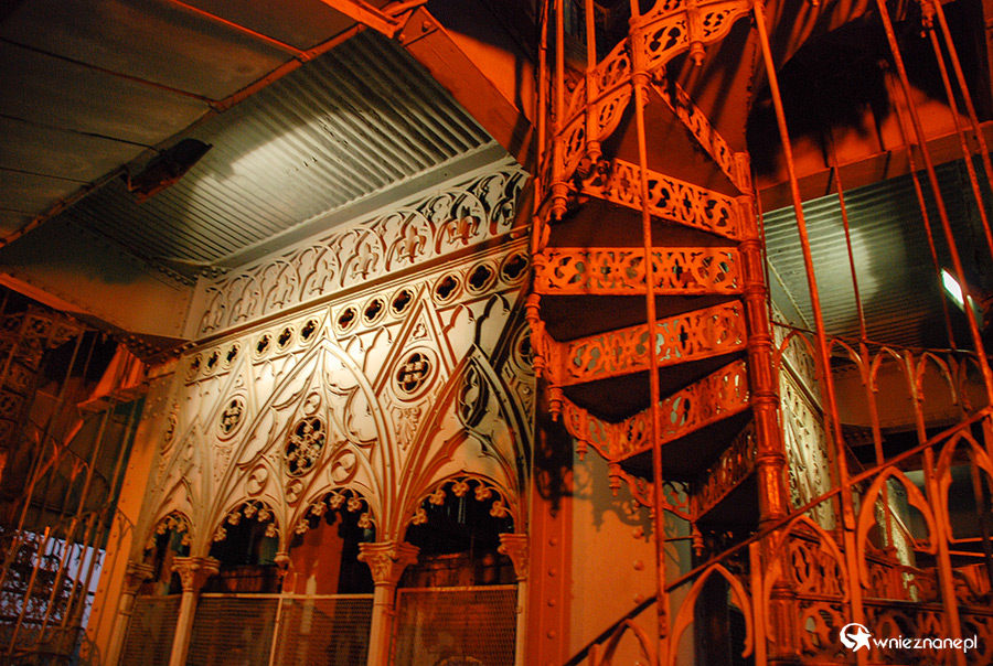 Lizbona. Elevador de Santa Justa. - foto: wnieznane.pl