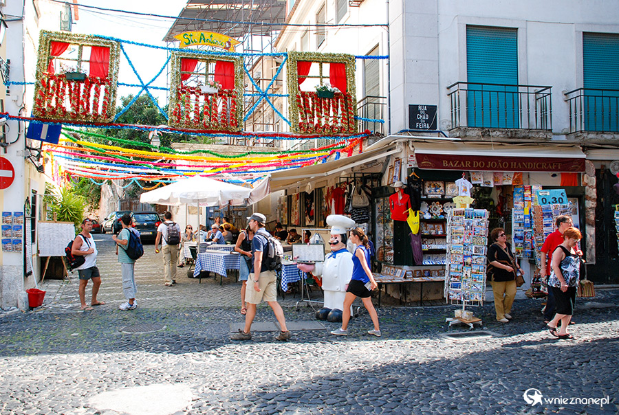 Lizbona. Alfama. - foto: wnieznane.pl