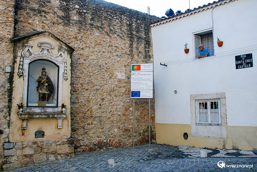 Lizbona. Alfama. - foto: wnieznane.pl