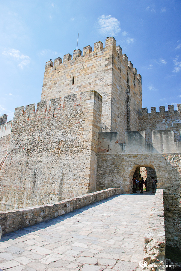 Lizbona. Zamek św. Jerzego. - foto: wnieznane.pl Lizbona. Zamek św. Jerzego. - foto: wnieznane.pl