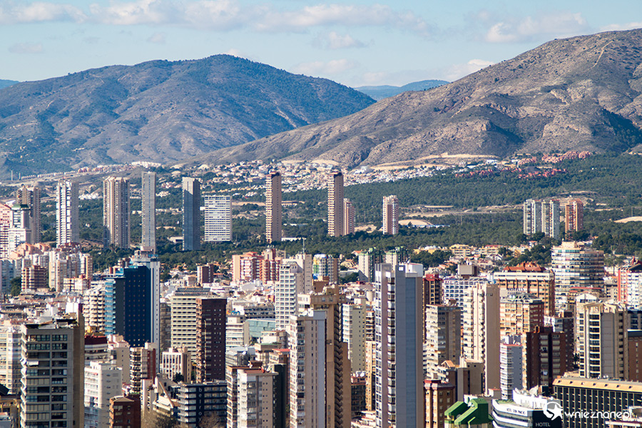 Benidorm. - foto: wnieznane.pl