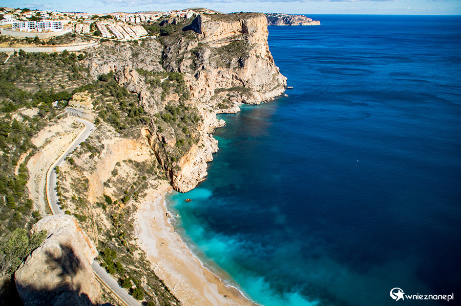 Benidorm. - foto: wnieznane.pl