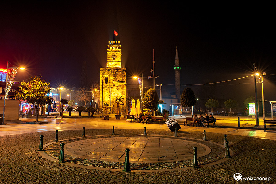 Antalya. W centrum miasta. - foto: wnieznane.pl
