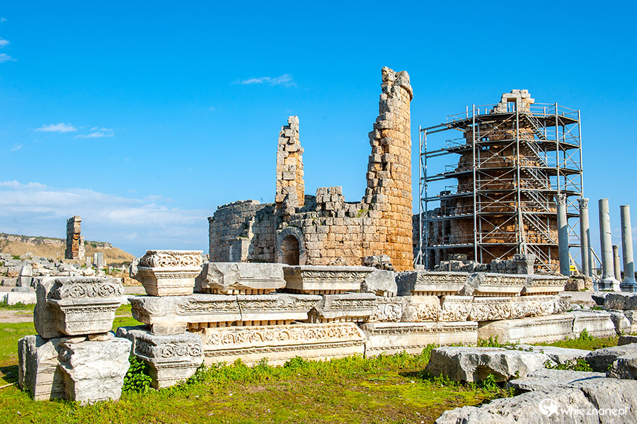 Starożytne ruiny Perge. - foto: wnieznane.pl