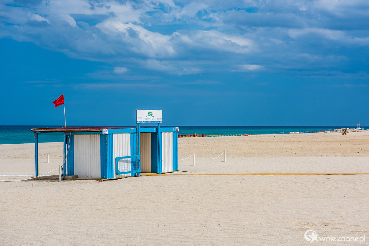 Kalabria. Turkusowa woda i biały żwirek w Soverato. - foto: wnieznane.pl Kalabria. Turkusowa woda i biały żwirek w Soverato. - foto: wnieznane.pl