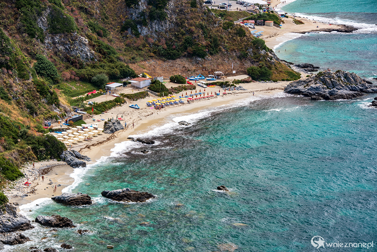 Kalabria. Wspaniałe wybrzeże Capo Vaticano. - foto: wnieznane.pl